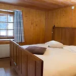 Charming Ski-in Ski-out Horská chata