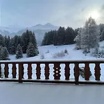 Charming Ski-in Ski-out Horská chata