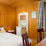 Charming Ski-in Ski-out * Lenzerheide