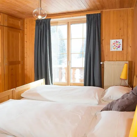 For 12 Persons Crestas-lenzerheide * 伦策海德