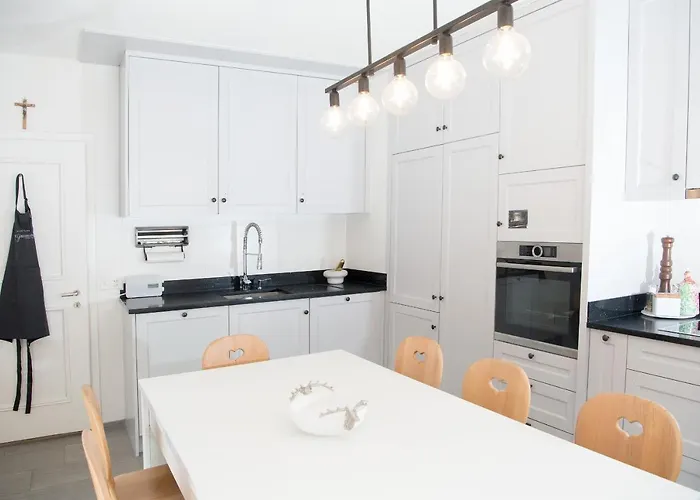 Chalet Ski-In Ski-Out Chalet Crestas For 12 Persons- Lenzerheide Lenzerheide