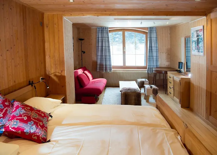 Ski-In Ski-Out Chalet Crestas For 12 Persons- Lenzerheide