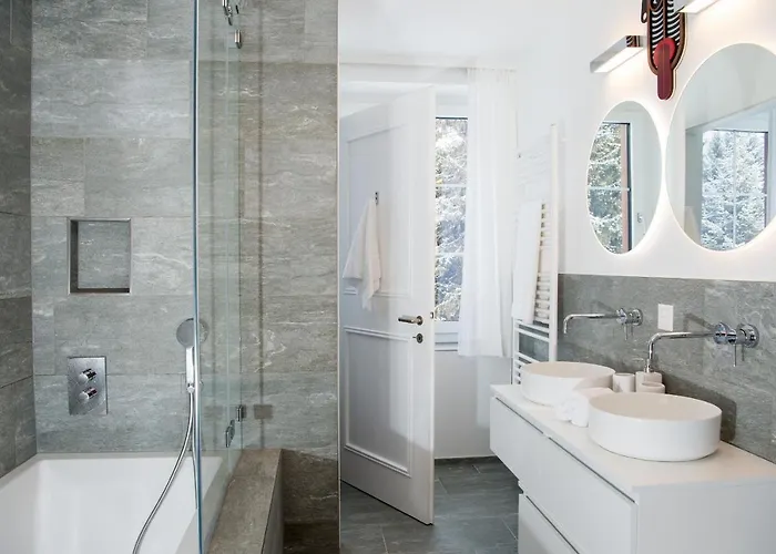 Chalet Ski-In Ski-Out Chalet Crestas For 12 Persons- Lenzerheide Lenzerheide