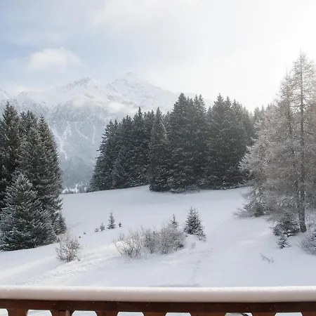 Dağ evi Charming Ski-in Ski-out